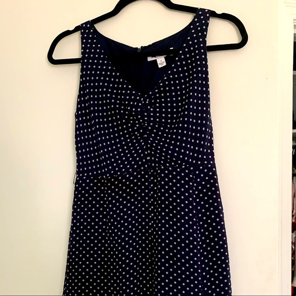 Elegant navy polka dot dress - Picture 1 of 3